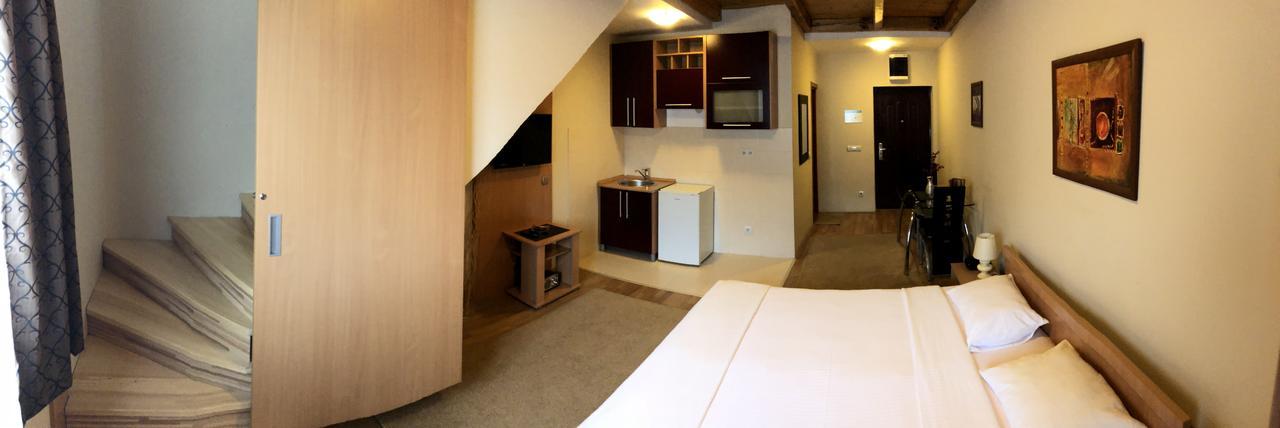 Hotel Topcider Belgrado Esterno foto